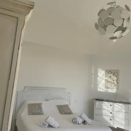Le Chateau Des Costes Gasthuis *