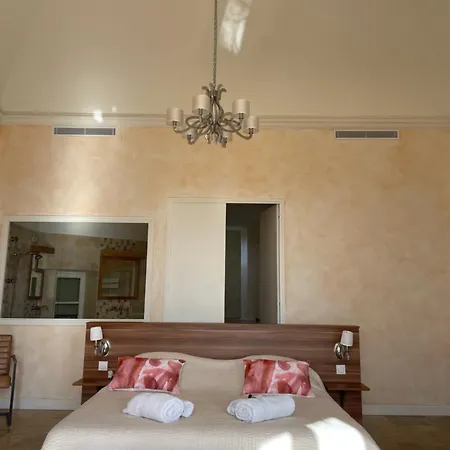 Affittacamere Le Chateau Des Costes Le Castellet (Var)