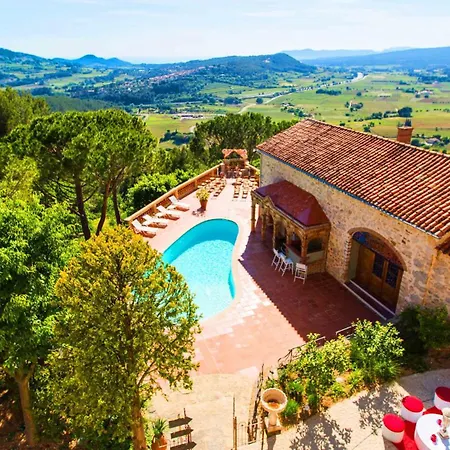 Le Chateau Des Costes Affittacamere